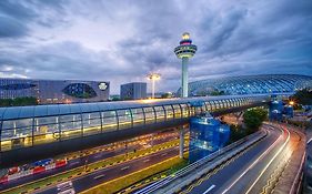 Crowne Plaza Hotel Changi Airport